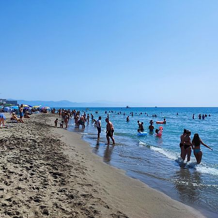 Apartamento 150 Metros De La Playa Torremolinos Bagian luar foto