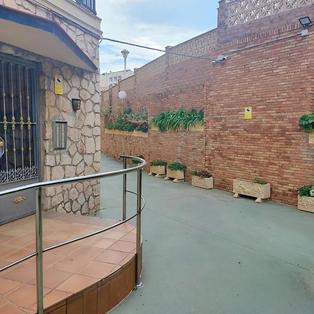 Apartamento 150 Metros De La Playa Torremolinos Bagian luar foto