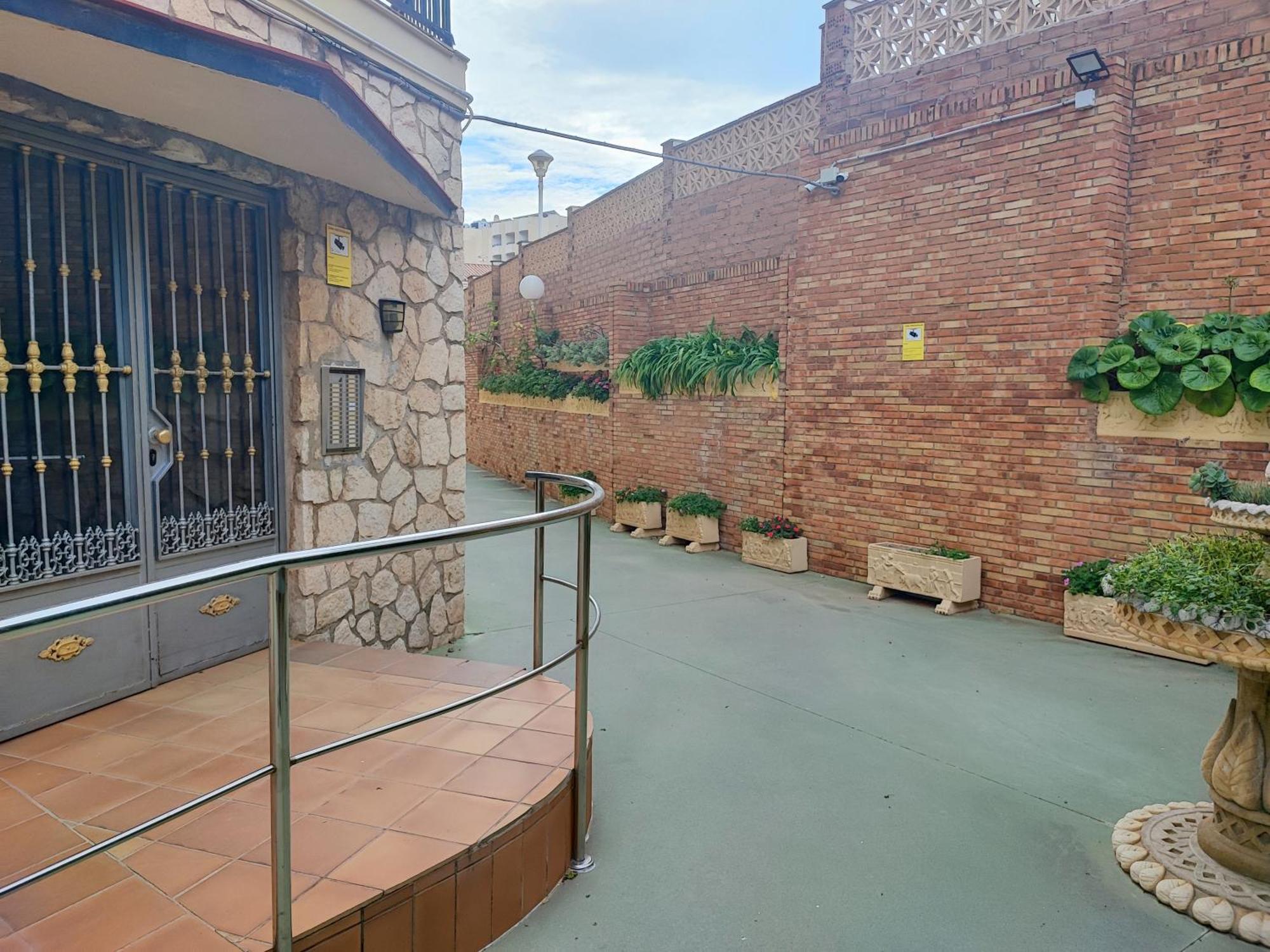 Apartamento 150 Metros De La Playa Torremolinos Bagian luar foto